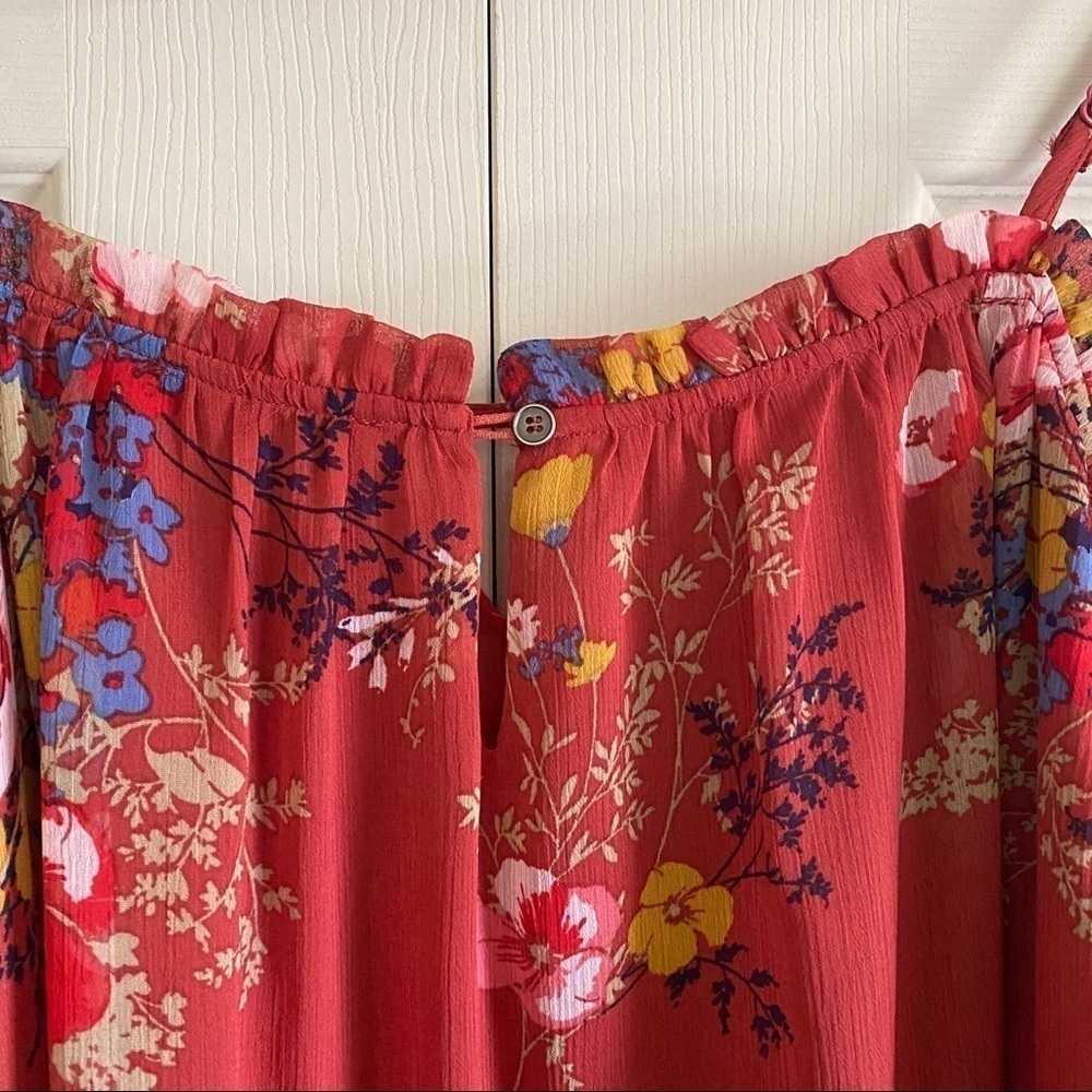 Doe & Rae Cold Shoulder Red Floral Print Blouse - Picture 9 of 11